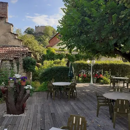 Le Baron Hotel 2*